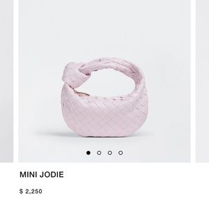 Brand new Bottega Veneta Blush Mini Jodie